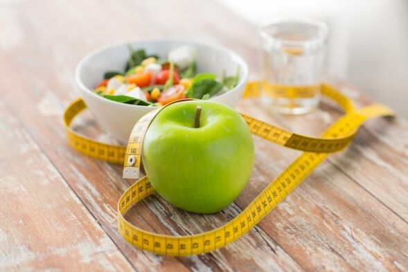 Vegetables, fruits and water are essential for weight loss